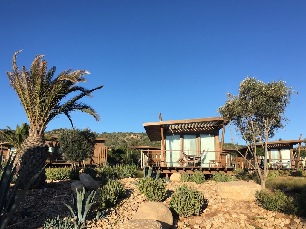 vMzteDyrSISuohIze1iz4g_thumb_4b6f